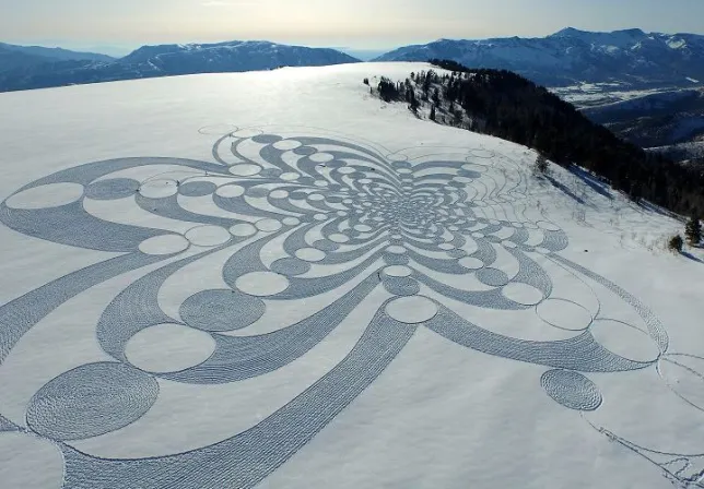 Simon Beck, Les ArcsPhoto: Simon Beck